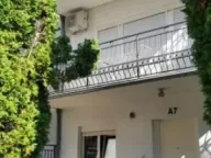 Izdavanje, kuća, 310m², Savski Venac, Beograd - image 1