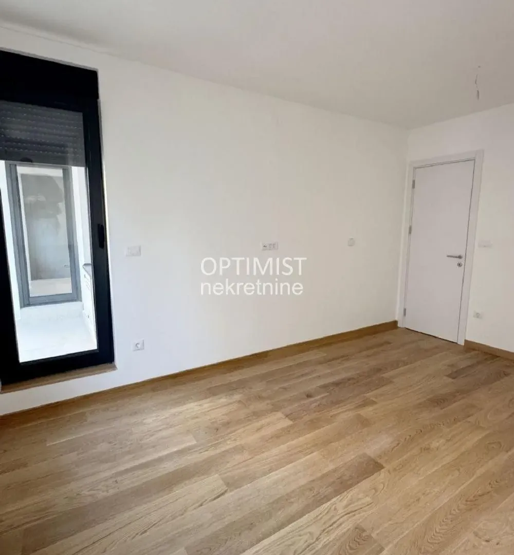 Sale, two bedroom apartment, 70m², Voždovac Sve Podlokacije, Beograd