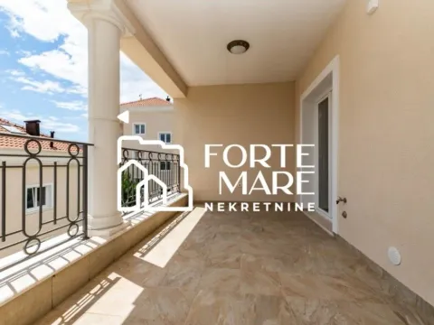 Prodaja, dvosoban stan, 133m², Đenovići, Herceg Novi - image 8