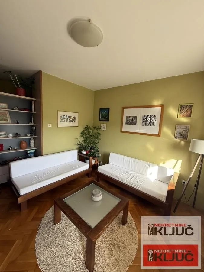Prodaja, trosoban stan, 77m², Grbavica, Novi Sad Sve Podlokacije