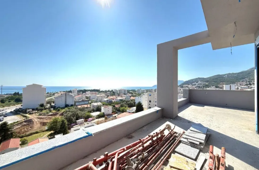 Prodaja, trosoban stan, 135m², Ilino, Bar