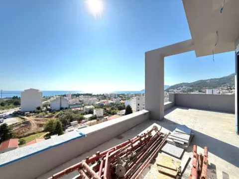 Prodaja, trosoban stan, 135m², Ilino, Bar