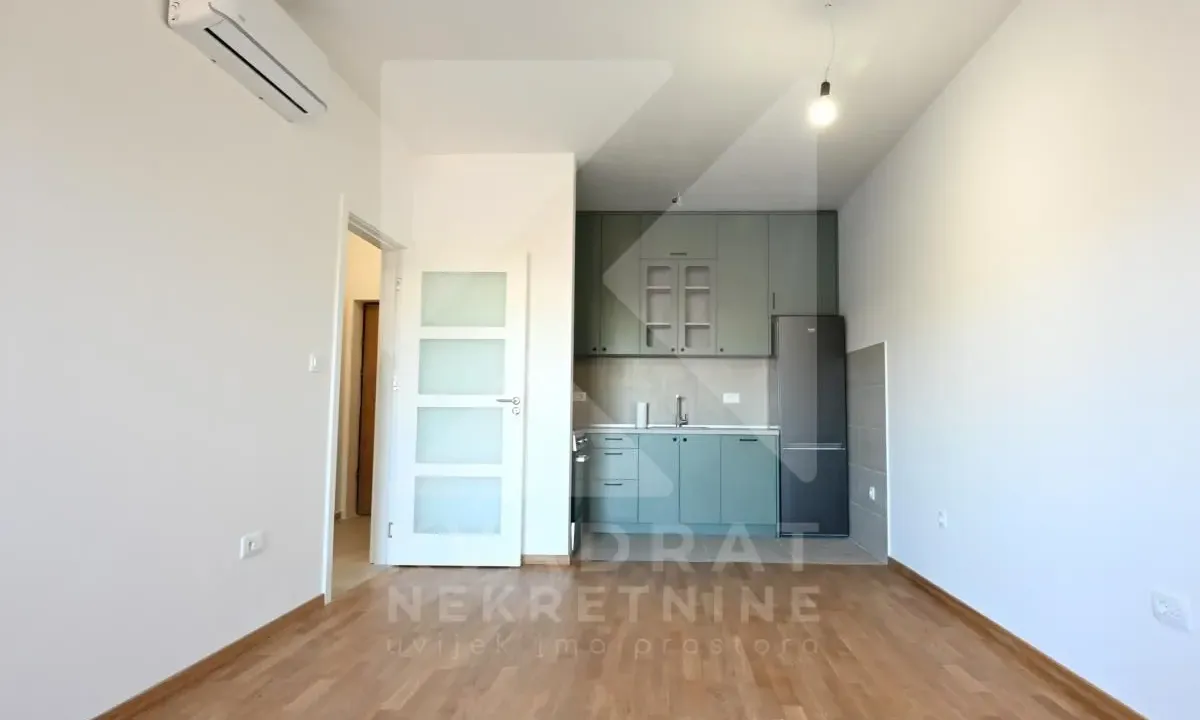 Izdavanje, jednosoban stan, 45m², Zabjelo, Podgorica
