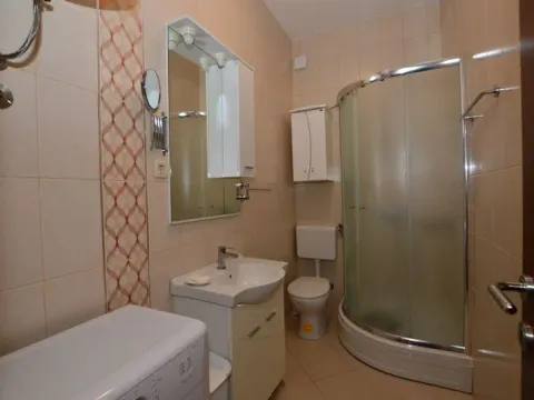 Izdavanje, jednosoban stan, 45m², Kumbor, Herceg Novi - image 12