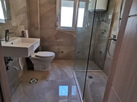 Prodaja, dvosoban stan, 68m², Ljubović, Podgorica - image 21
