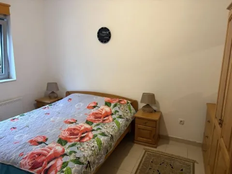 Sale, three bedroom apartment, 72m², Petrovac, Budva - image 7