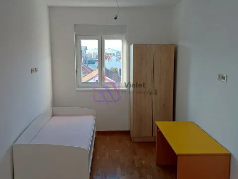 Izdavanje, dvosoban stan, 69m², Zabjelo, Podgorica - image 26