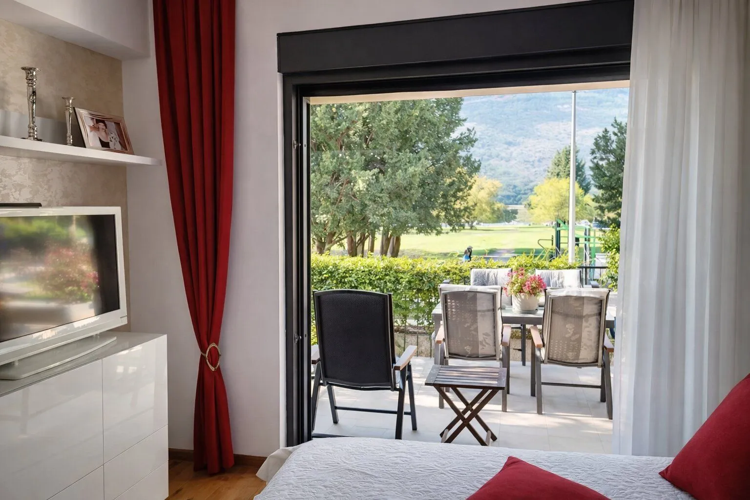 Prodaja, dvosoban stan, 107m², Igalo, Herceg Novi
