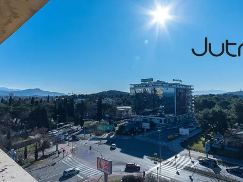 Sale, four bedroom apartment, 280m², Preko Morače, Podgorica - image 10