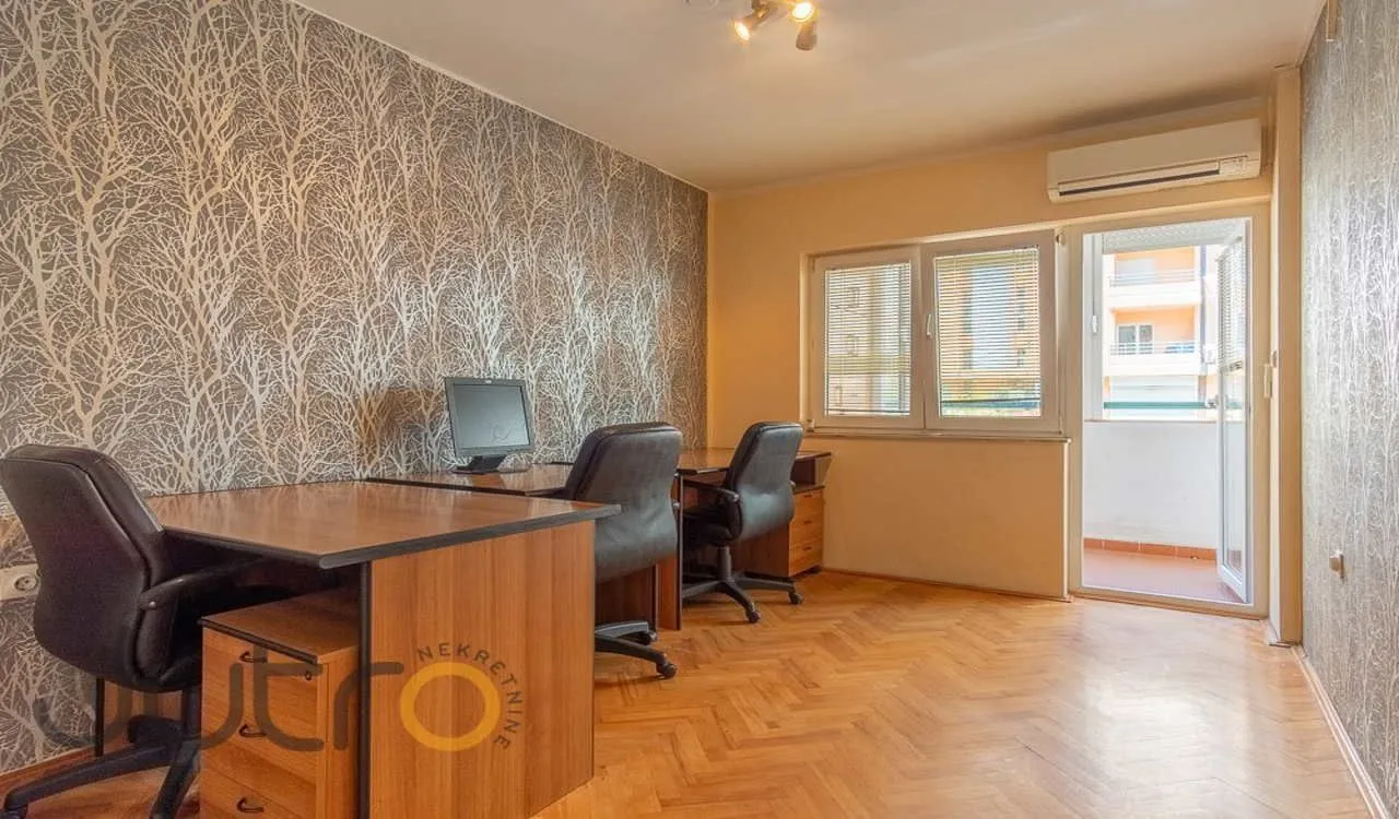 Rent, office space, 45m², Preko Morače, Podgorica