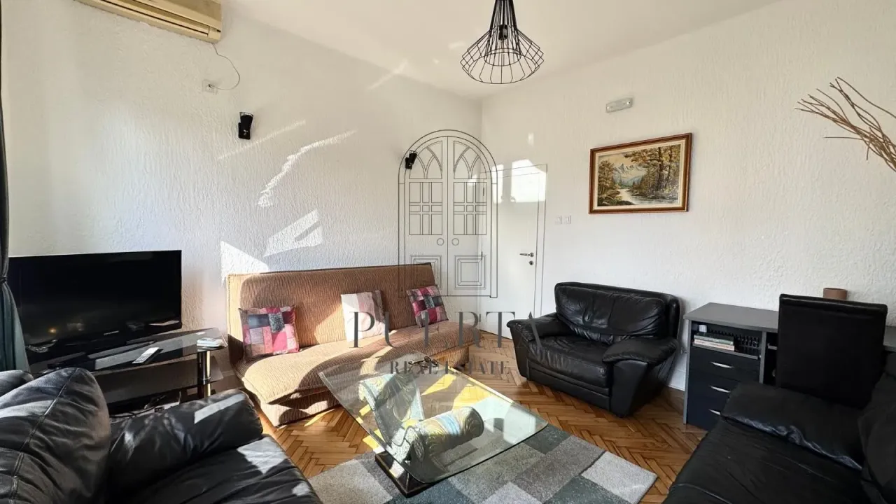 Prodaja, jednosoban stan, 40m², Centar, Podgorica