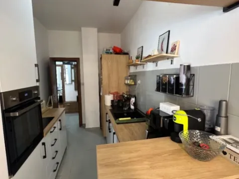 Prodaja, dvosoban stan, 72m², Stari Aerodrom, Podgorica - image 6