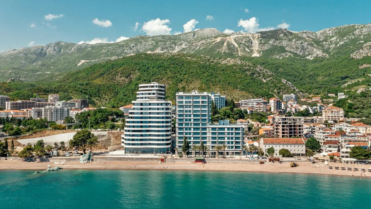 Sale, two bedroom apartment, 110m², Bečići, Budva