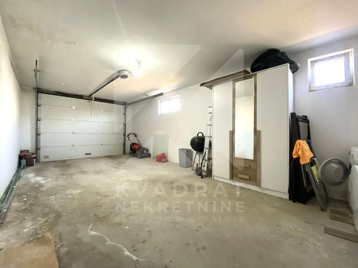 Rent, house, 146m², Tološi, Podgorica