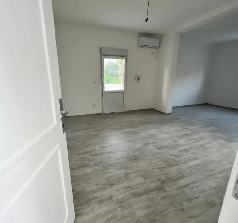 Sale, two bedroom apartment, 90m², Šušanj, Bar