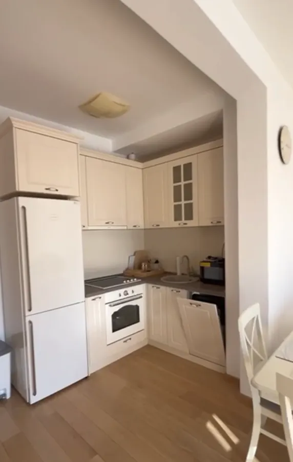 Prodaja, dvosoban stan, 64m², Tivat, Crna Gora