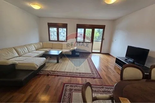 Izdavanje, dvosoban stan, 105m², Preko Morače, Podgorica