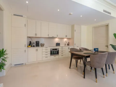 Sale, two bedroom apartment, 121m², Porto Montenegro, Tivat - image 7