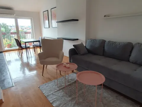 Prodaja, trosoban stan, 58m², Stari Grad, Beograd - image 1