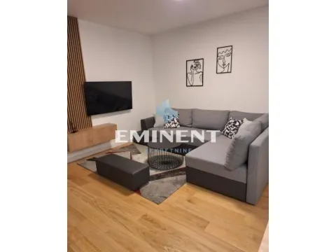 Izdavanje, dvosoban stan, 45m², Zvezdara Sve Podlokacije, Beograd