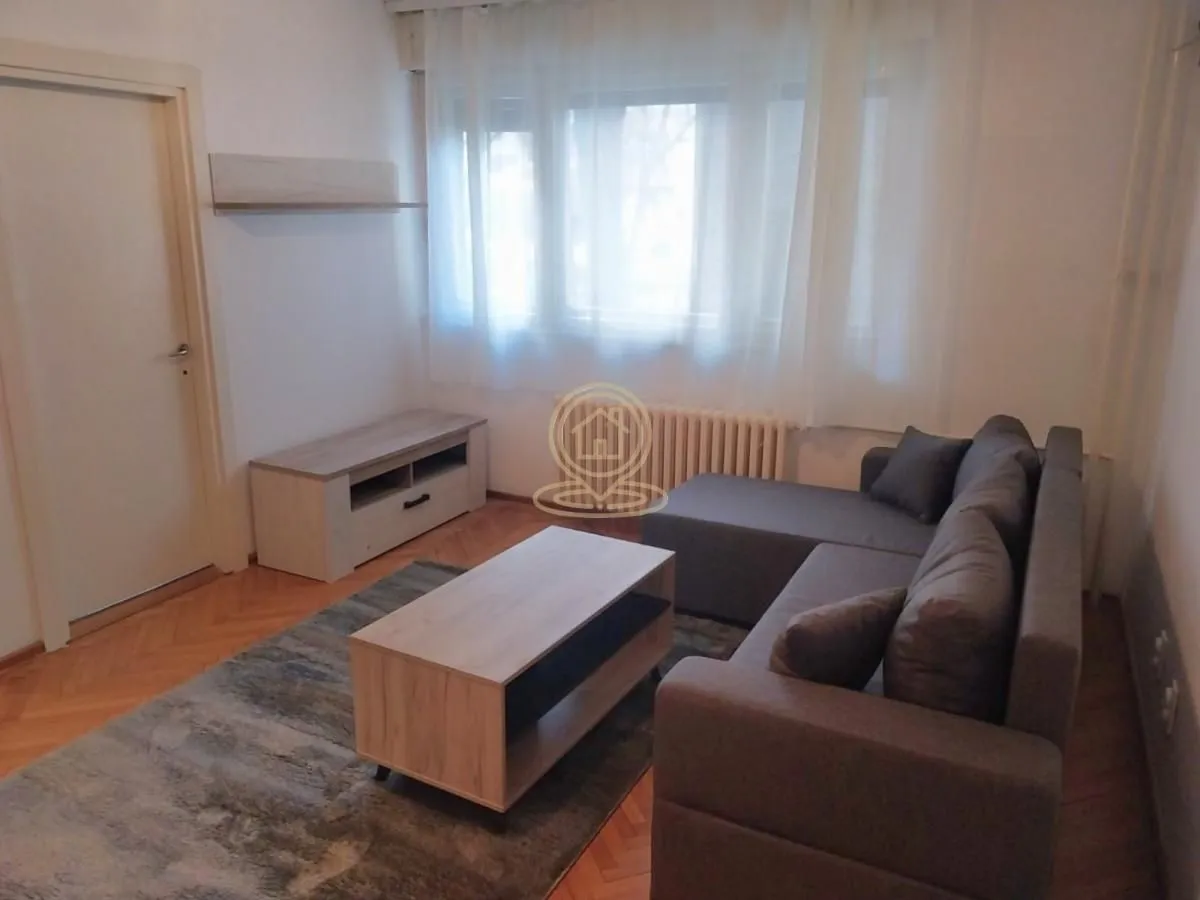 Rent, two bedroom apartment, 47m², Čubura, Beograd
