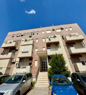 Izdavanje, dvosoban stan, 75m², Zabjelo, Podgorica - image 2