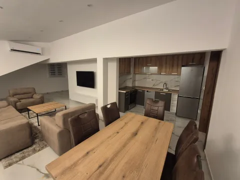 Izdavanje, jednosoban stan, 59m², Dalmatinska ulica, Podgorica - image 4