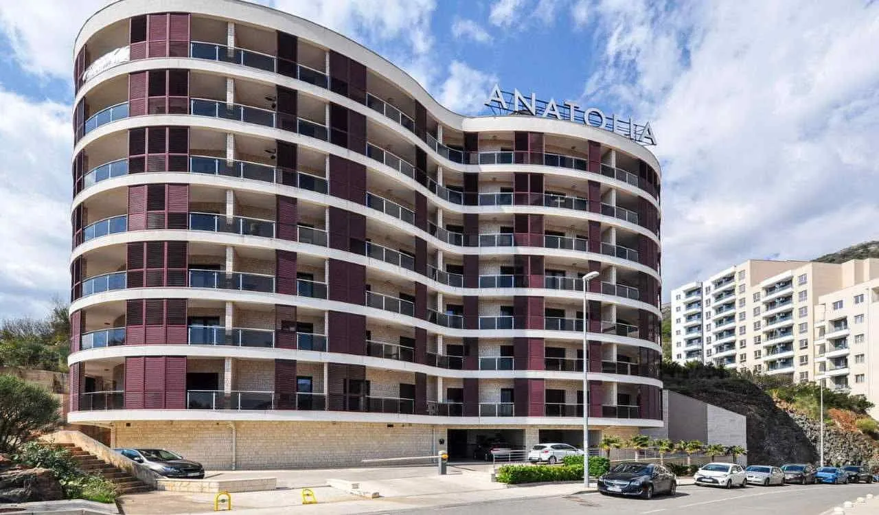 Prodaja, dvosoban stan, 88m², Bečići, Budva