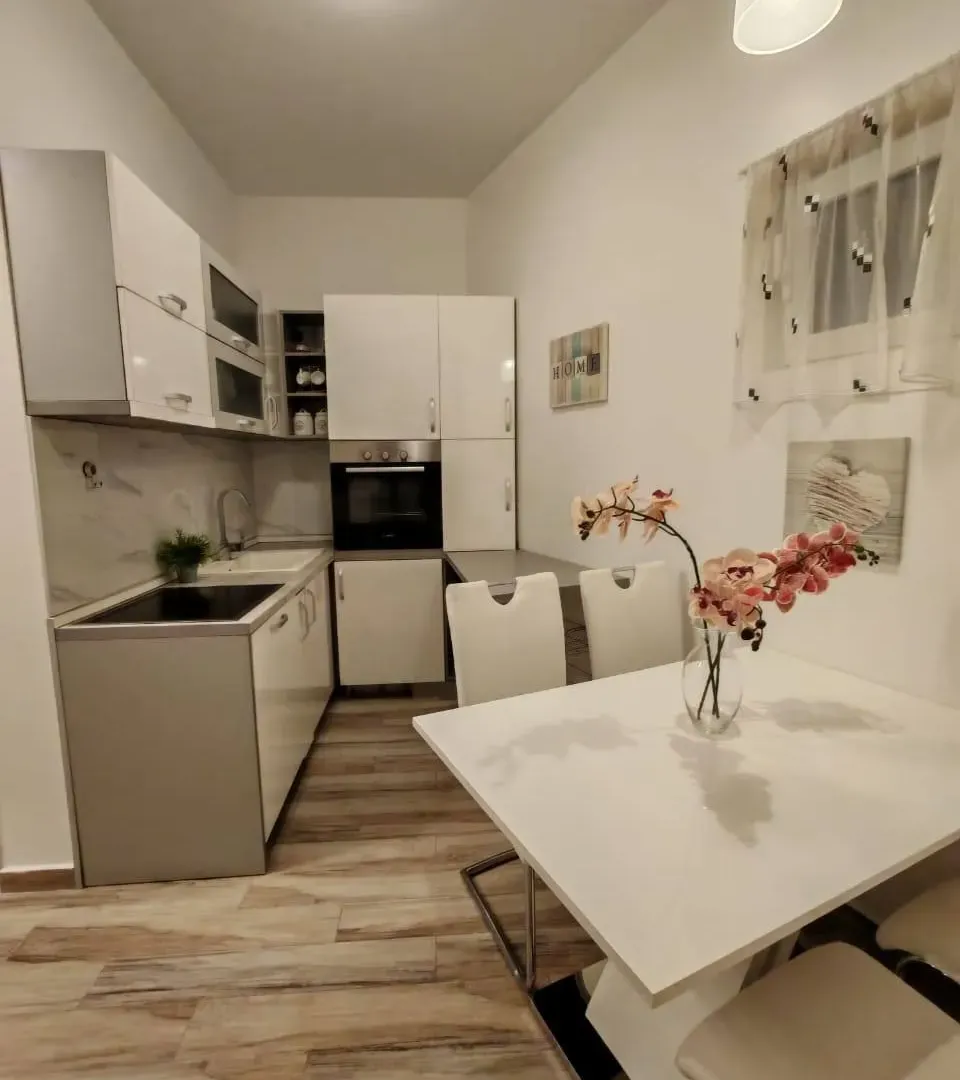 Sale, one bedroom apartment, 35m², Bečići, Budva