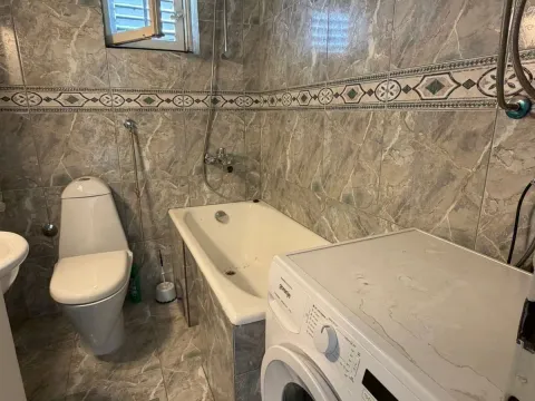 Izdavanje, kuća, 100m², Zeta, Podgorica - image 7