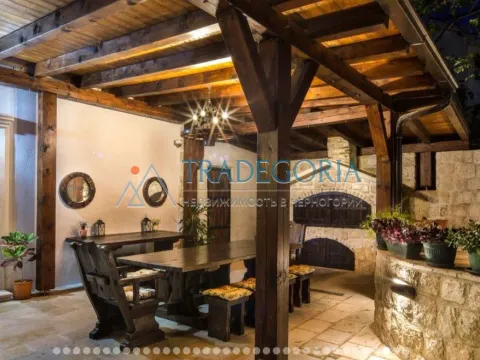 Prodaja, kuća, 497m², Prčanj, Kotor - image 32