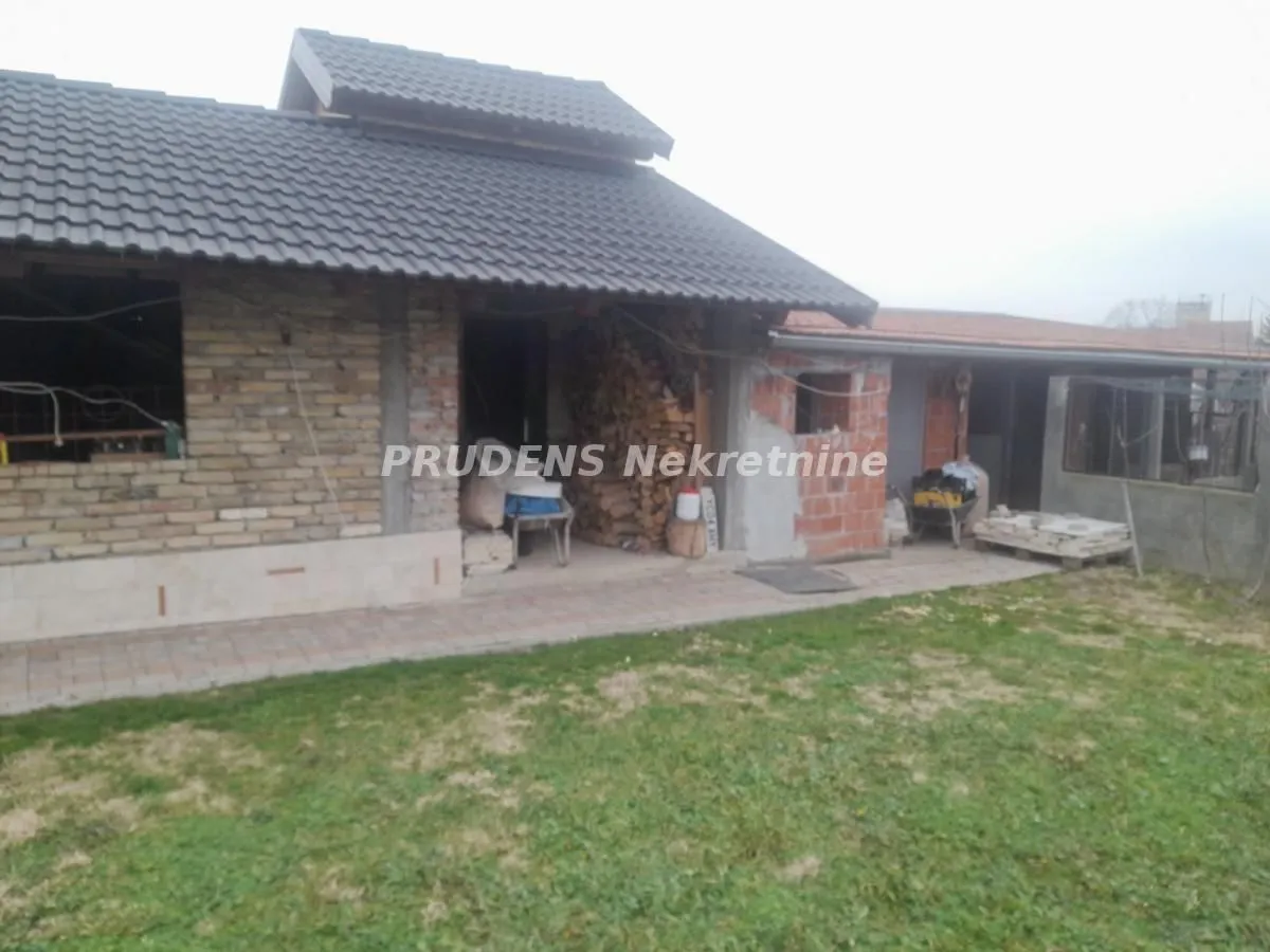 Sale, house, 190m², Surčin, Beograd