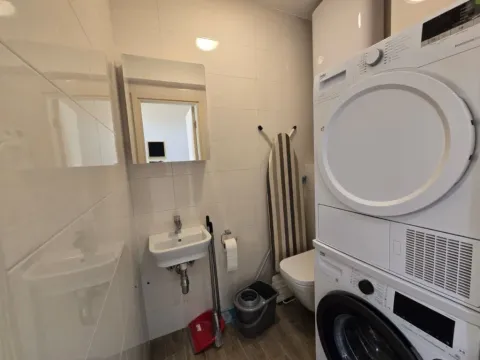 Prodaja, dvosoban stan, 73m², City Kej, Podgorica - image 11