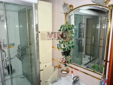 Sale, house, 415m², Sremska Mitrovica, Srbija - image 14