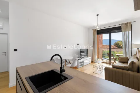 Rent, one bedroom apartment, 45m², Donja Lastva, Tivat - image 10