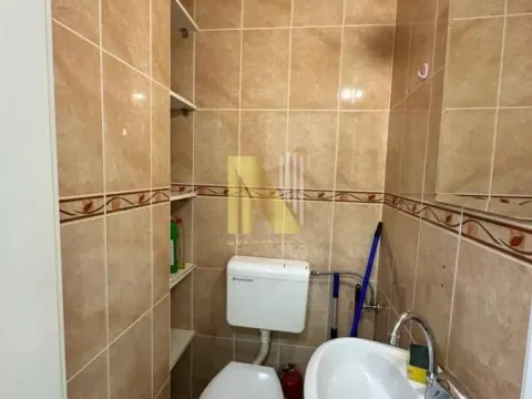 Izdavanje, poslovni prostor, 16m², Centar, Novi Sad - image 4