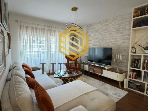 Izdavanje, dvosoban stan, 70m², Master Kvart, Podgorica - image 4