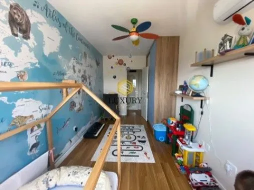 Izdavanje, trosoban stan, 95m², Central Point, Podgorica