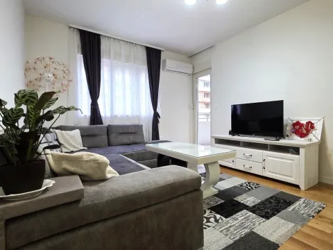 Izdavanje, stan, 50m², Central Point, Podgorica - image 3