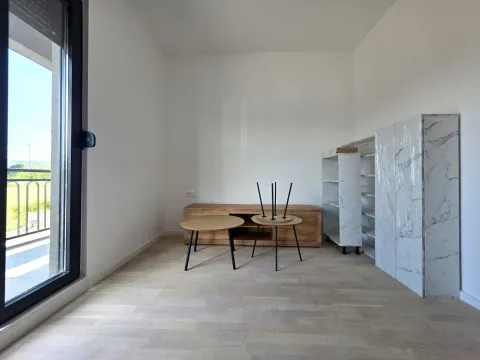 Prodaja, stan, 48m², Tološi, Podgorica - image 6
