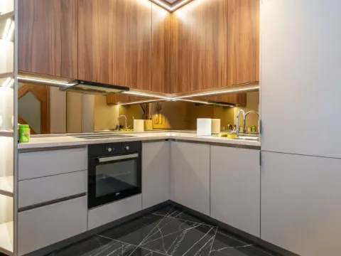 Izdavanje, trosoban stan, Ljubović, Podgorica - image 2