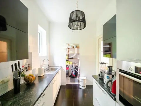 Prodaja, četvorosoban stan, 123m², Zemun Centar, Zemun Sve Podlokacije - image 10