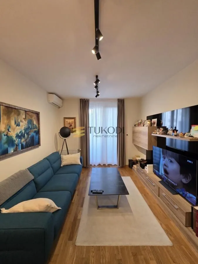 Prodaja, jednosoban stan, 44m², Sajmište, Novi Sad