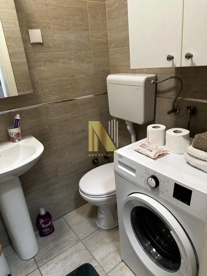 Izdavanje, jednosoban stan, 40m², Nova Detelinara, Novi Sad Sve Podlokacije