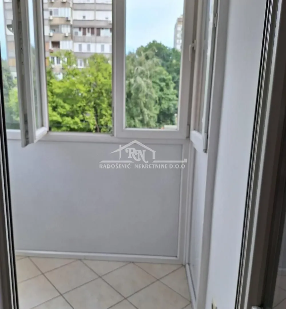 Rent, one bedroom apartment, 41m², Čukarica, Beograd