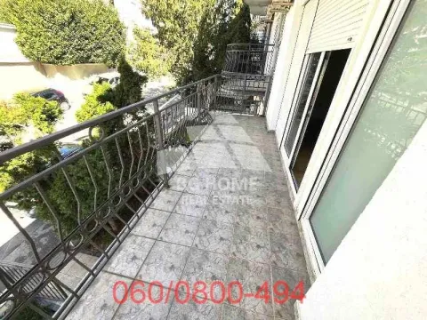 Izdavanje, kuća, 310m², Savski Venac, Beograd - image 9