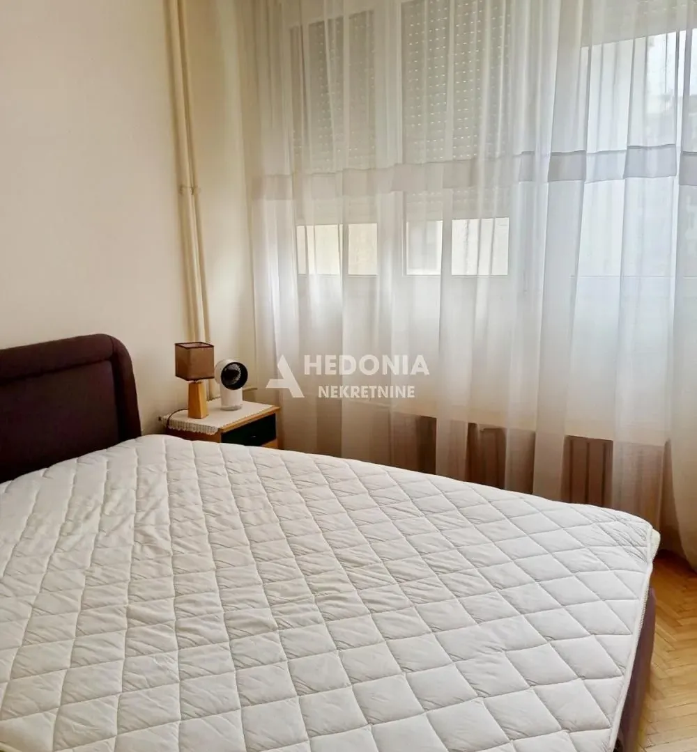 Izdavanje, dvosoban stan, 50m², Kalemegdan, Beograd