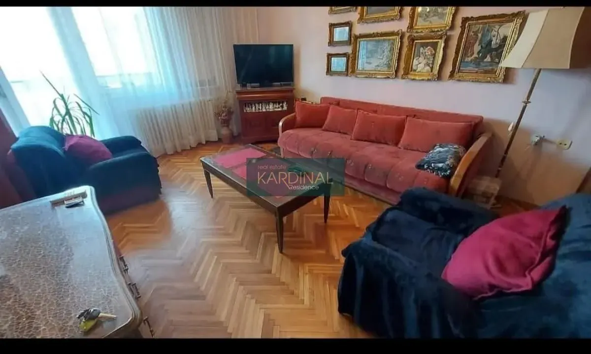 Prodaja, dvosoban stan, 66m², Centar, Jagodina