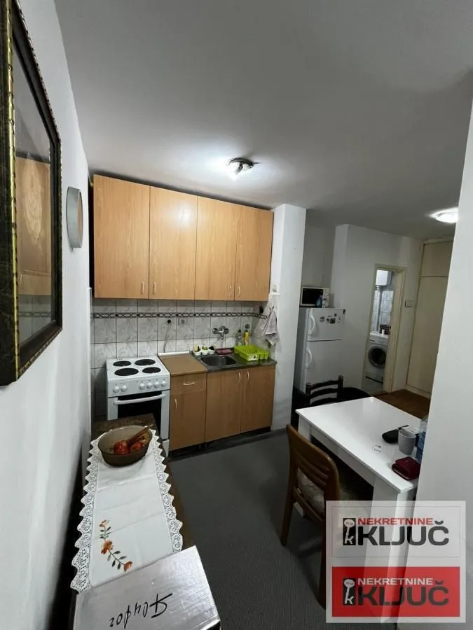 Prodaja, dvosoban stan, 43m², Liman 3, Novi Sad Sve Podlokacije