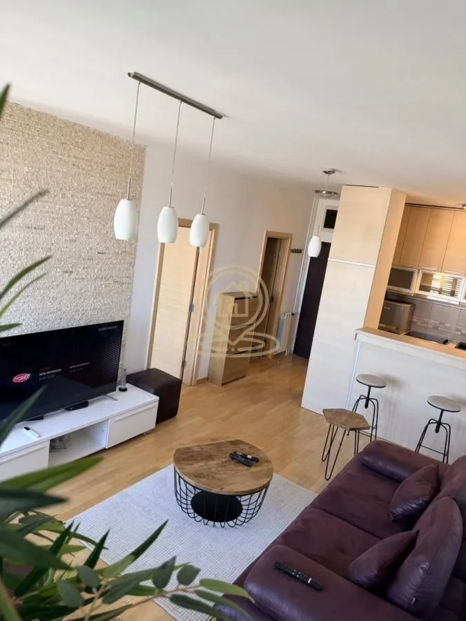 Rent, two bedroom apartment, 42m², Stari Grad, Beograd